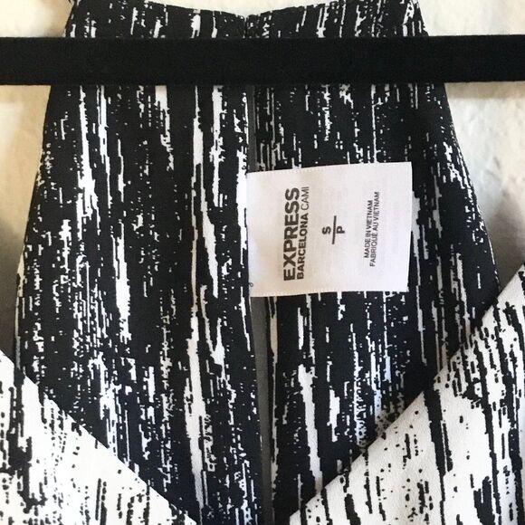 Express cami spaghetti strap reversible black/white top bohochic beachy vacation - Picture 5 of 5